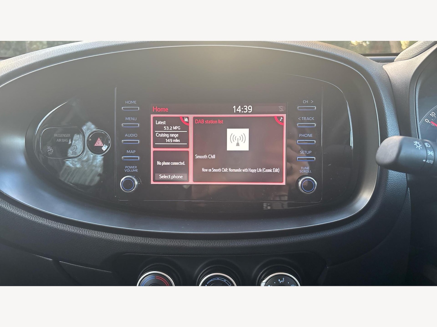 Used Toyota Aygo X 2022 for sale - 76992238: Photo 9