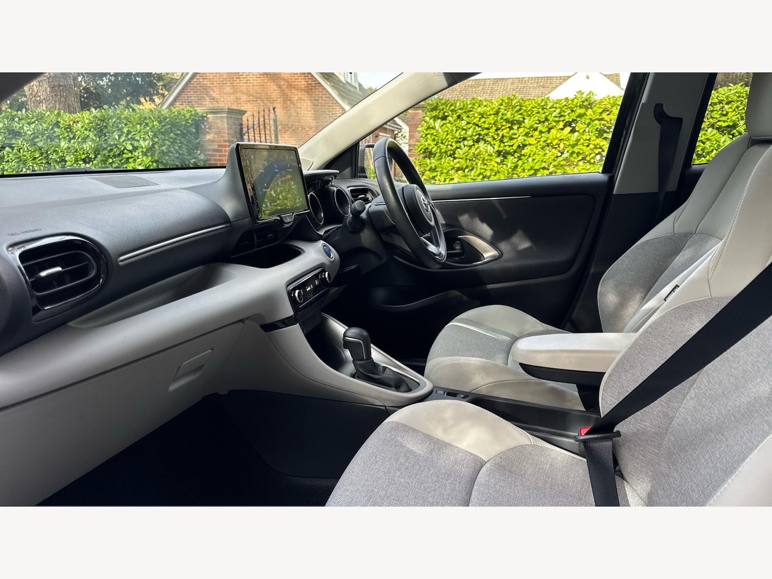 Used Toyota Yaris 2022 for sale - 77637389: Photo 12