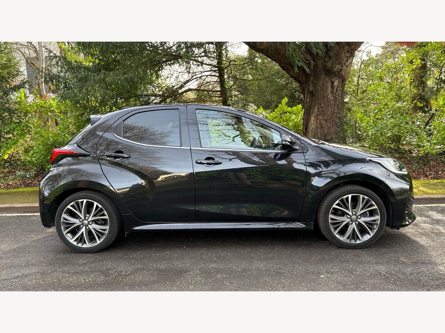 Used Toyota Yaris 2022 for sale - 77637389: Photo 18