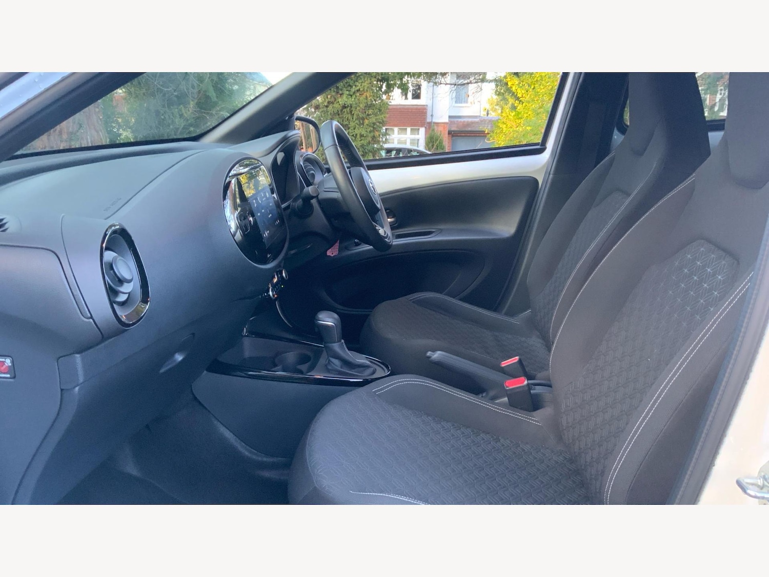 Used Toyota Aygo X 2024 for sale - 77073941: Photo 12