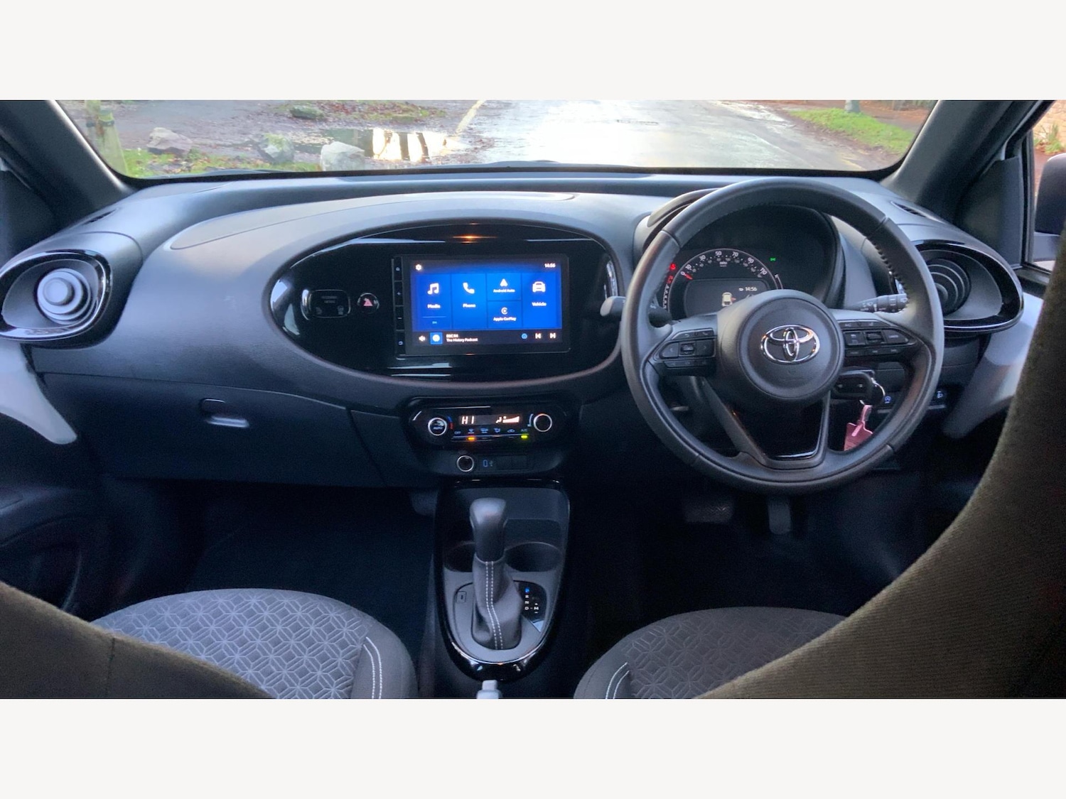 Used Toyota Aygo X 2024 for sale - 77073941: Photo 7