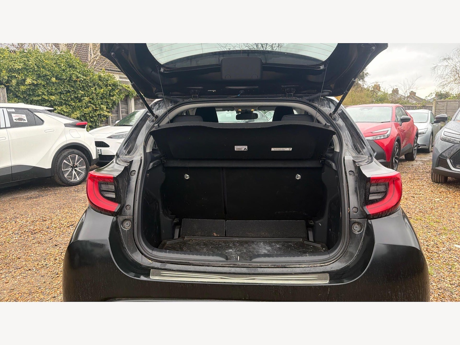 Used Toyota Yaris 2023 for sale - 78047474: Photo 16