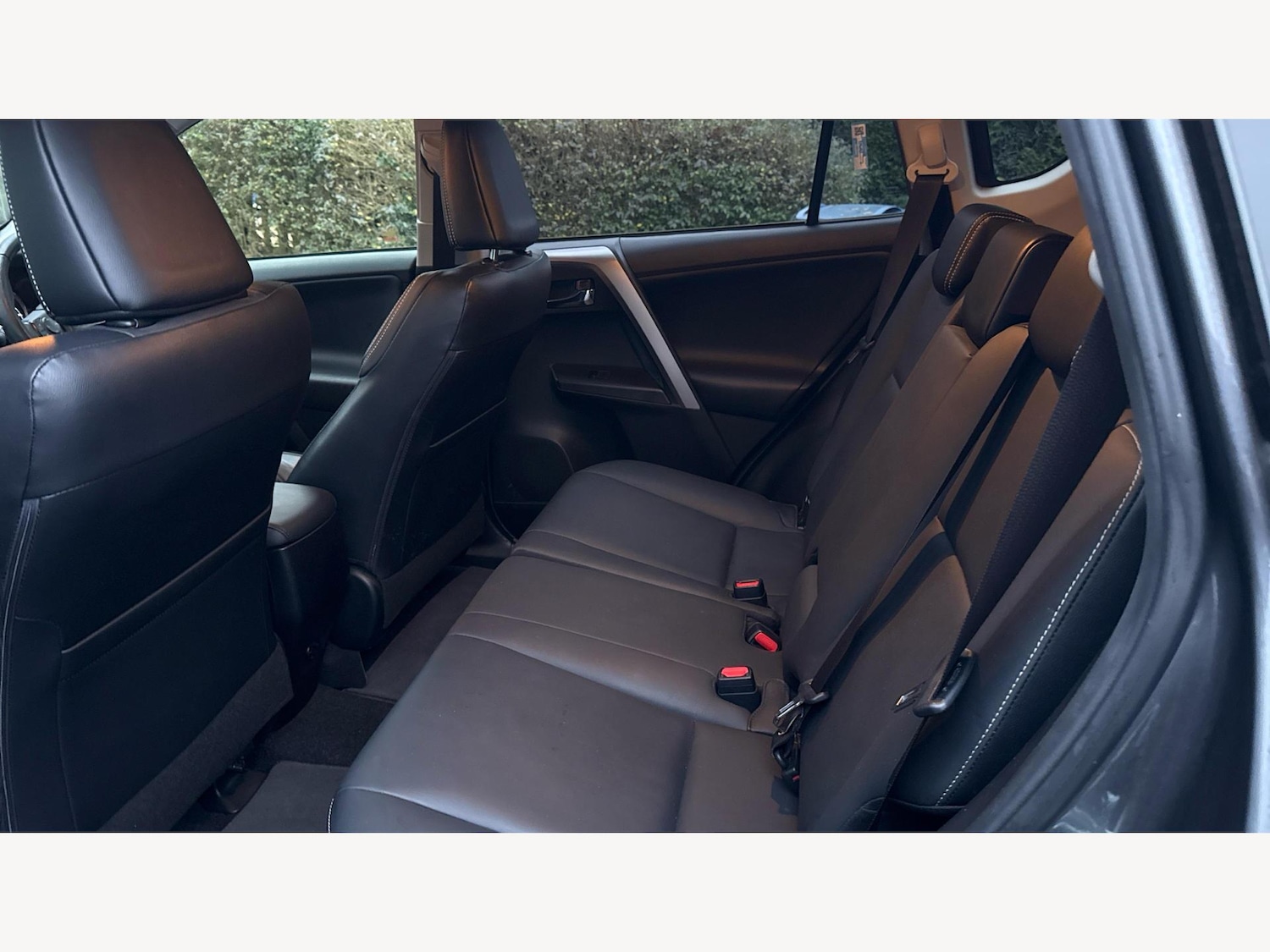 Used Toyota RAV4 2016 for sale - 77376448: Photo 15