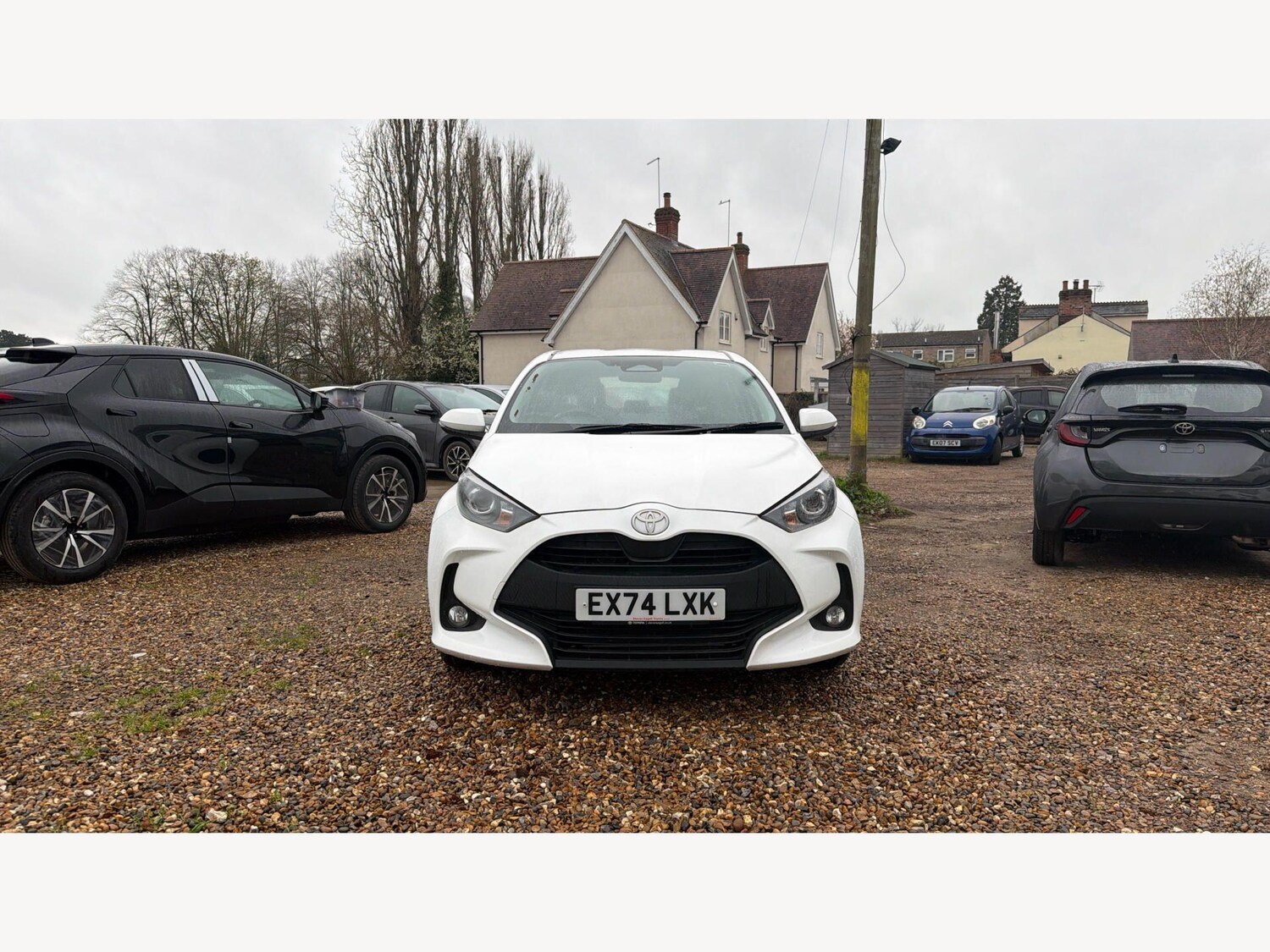 Used Toyota Yaris 2024 for sale - 78058181: Photo 17