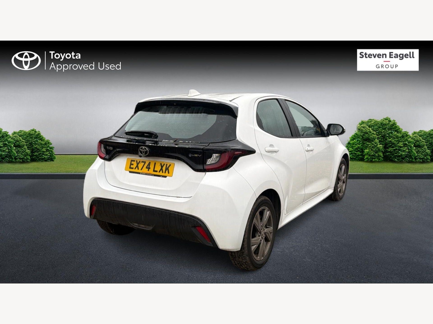 Used Toyota Yaris 2024 for sale - 78058181: Photo 2