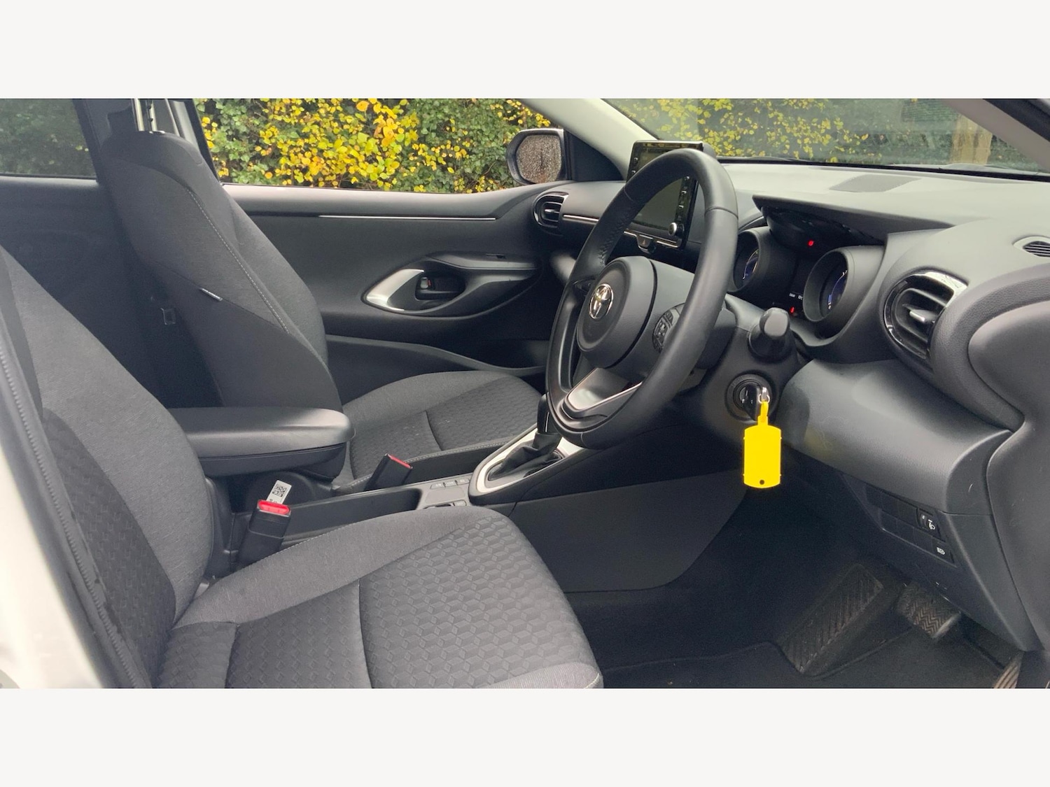 Used Toyota Yaris 2023 for sale - 76742624: Photo 13