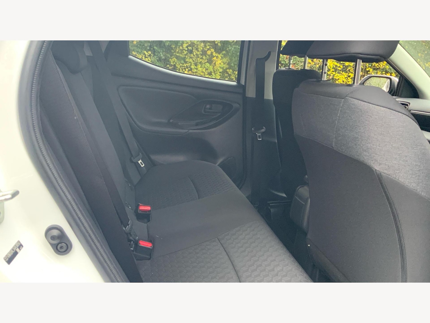 Used Toyota Yaris 2023 for sale - 76742624: Photo 14