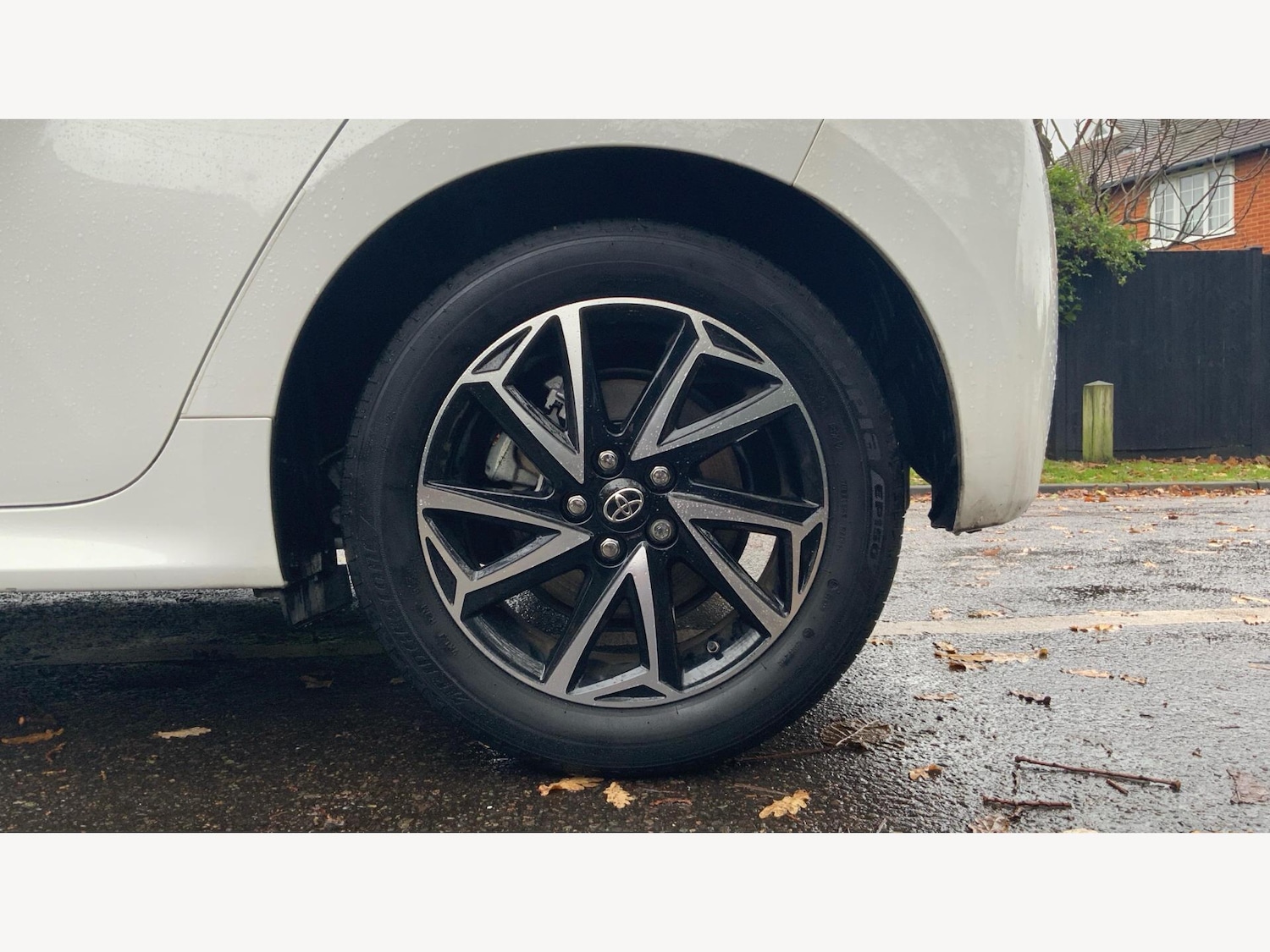 Used Toyota Yaris 2023 for sale - 76742624: Photo 20