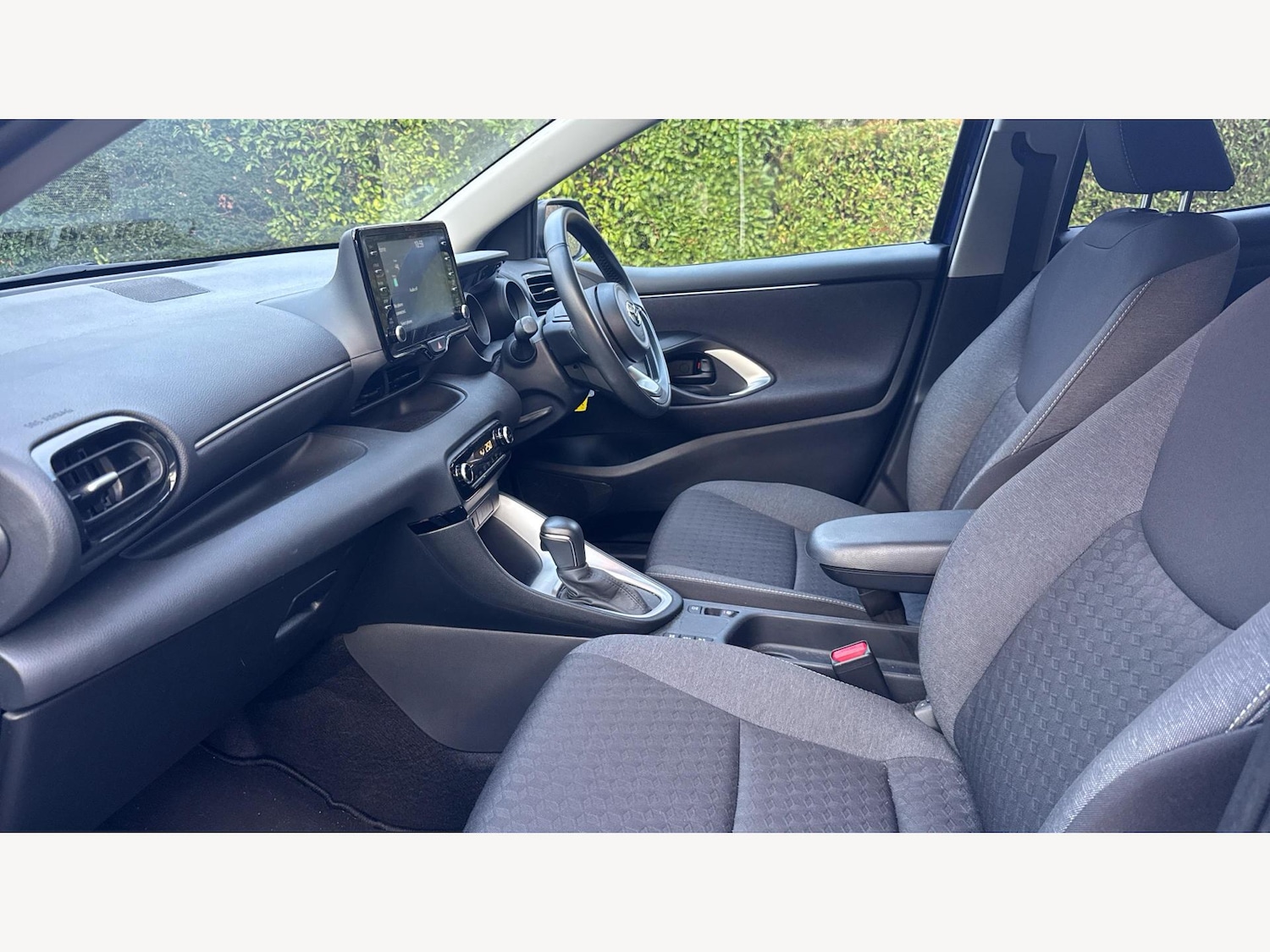 Used Toyota Yaris 2023 for sale - 76742880: Photo 12