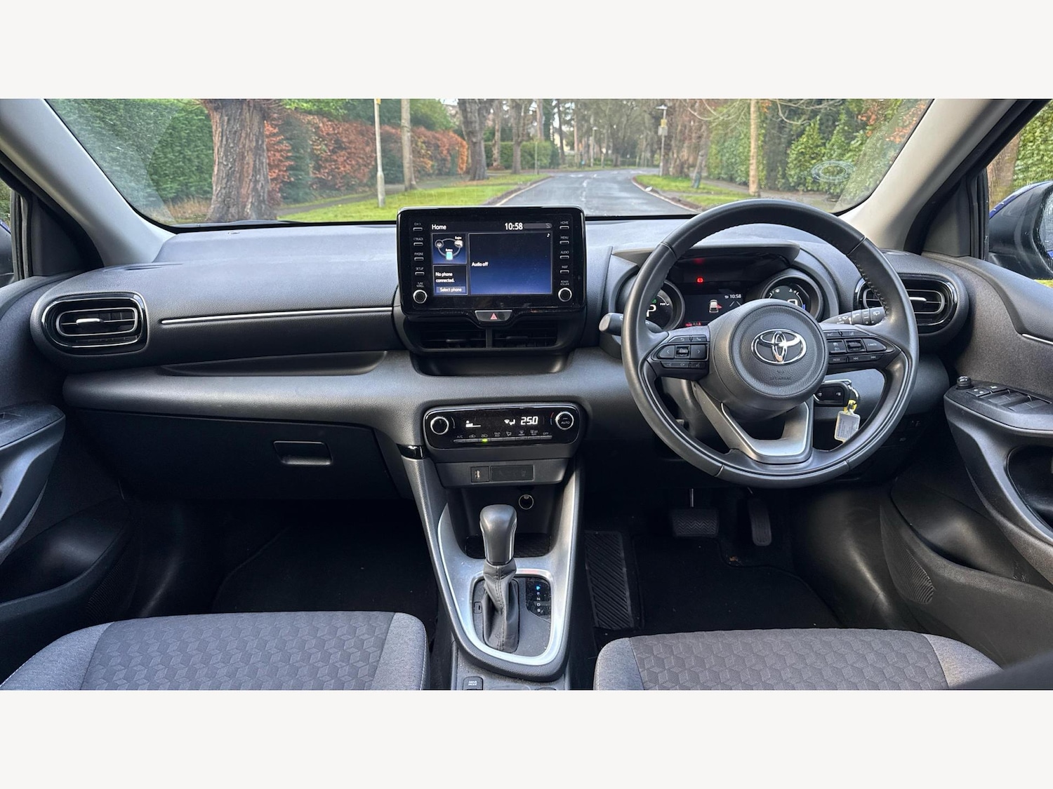 Used Toyota Yaris 2023 for sale - 76742880: Photo 7