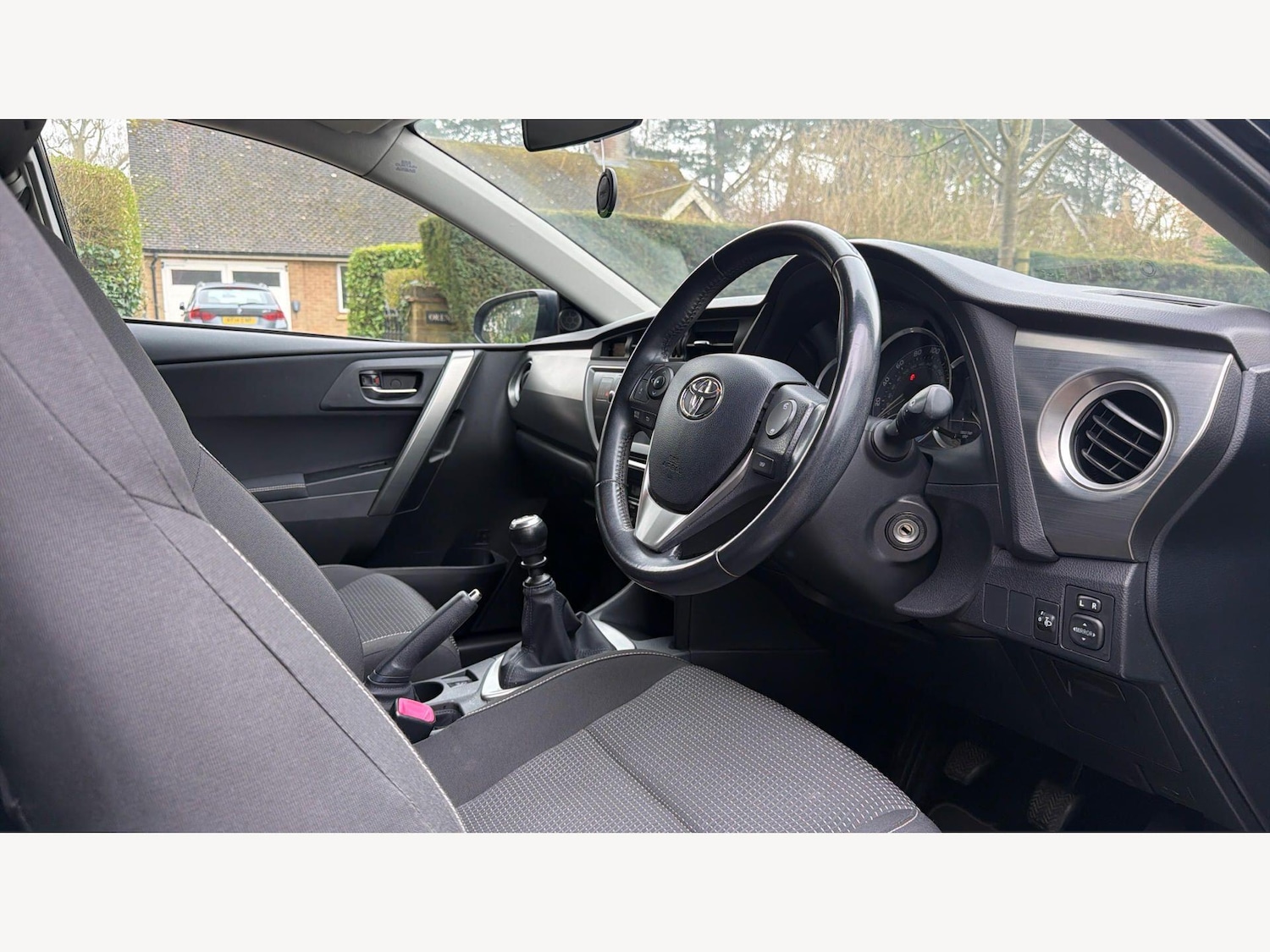 Used Toyota Auris for sale - 77957098: Photo 13