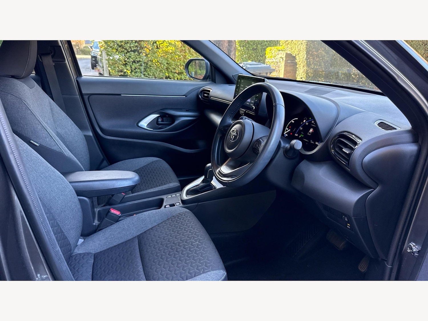 Used Toyota Yaris Cross 2022 for sale - 76189982: Photo 13