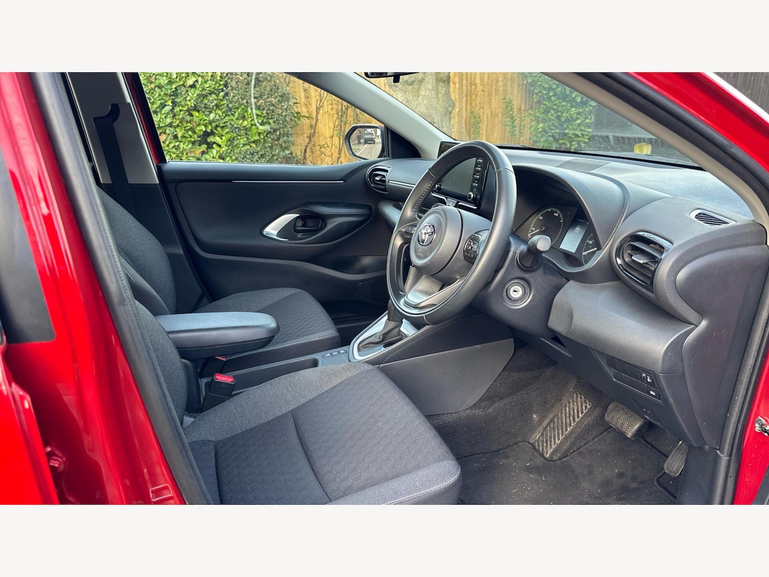 Used Toyota Yaris 2022 for sale - 77696521: Photo 13