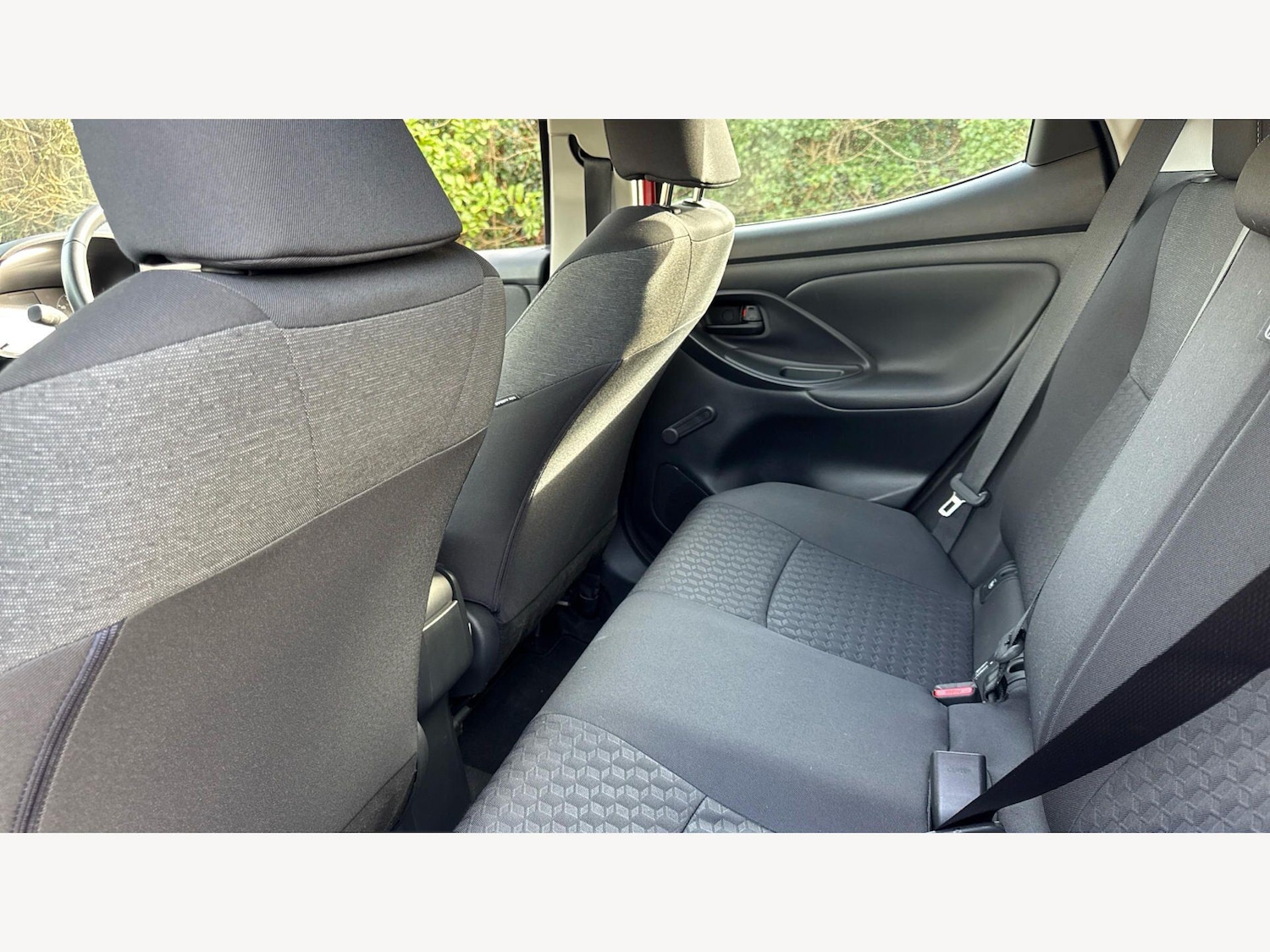 Used Toyota Yaris 2022 for sale - 77696521: Photo 15