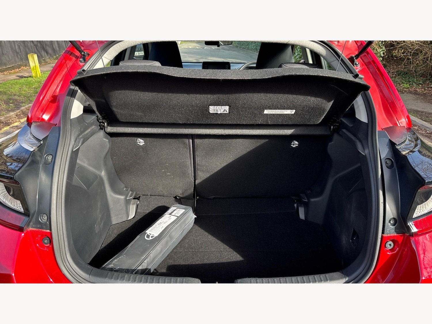 Used Toyota Yaris 2022 for sale - 77696521: Photo 16