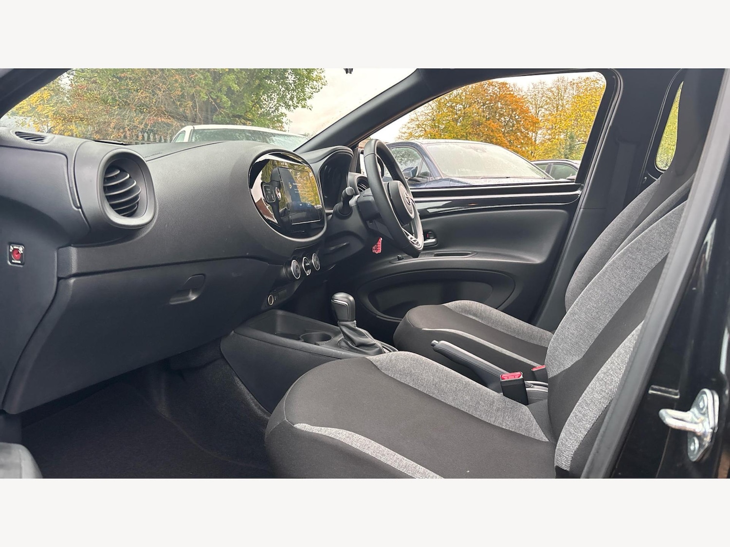 Used Toyota Aygo X 2024 for sale - 76307556: Photo 12