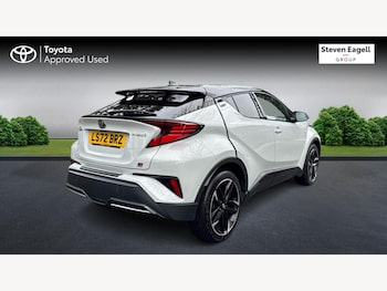 Used Toyota C-HR 2022 for sale - 77166854: Photo