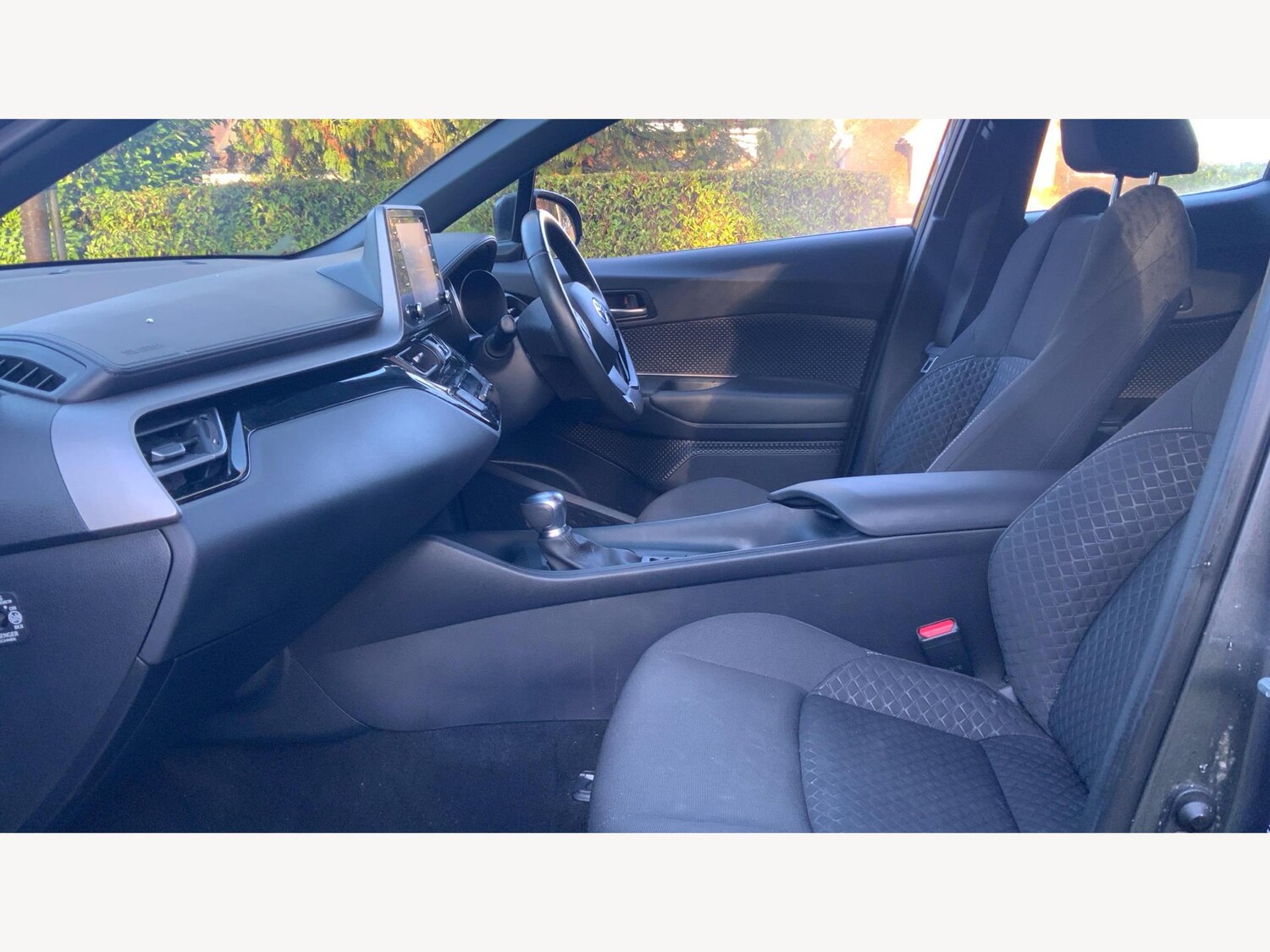 Used Toyota C-HR 2022 for sale - 76992833: Photo 12