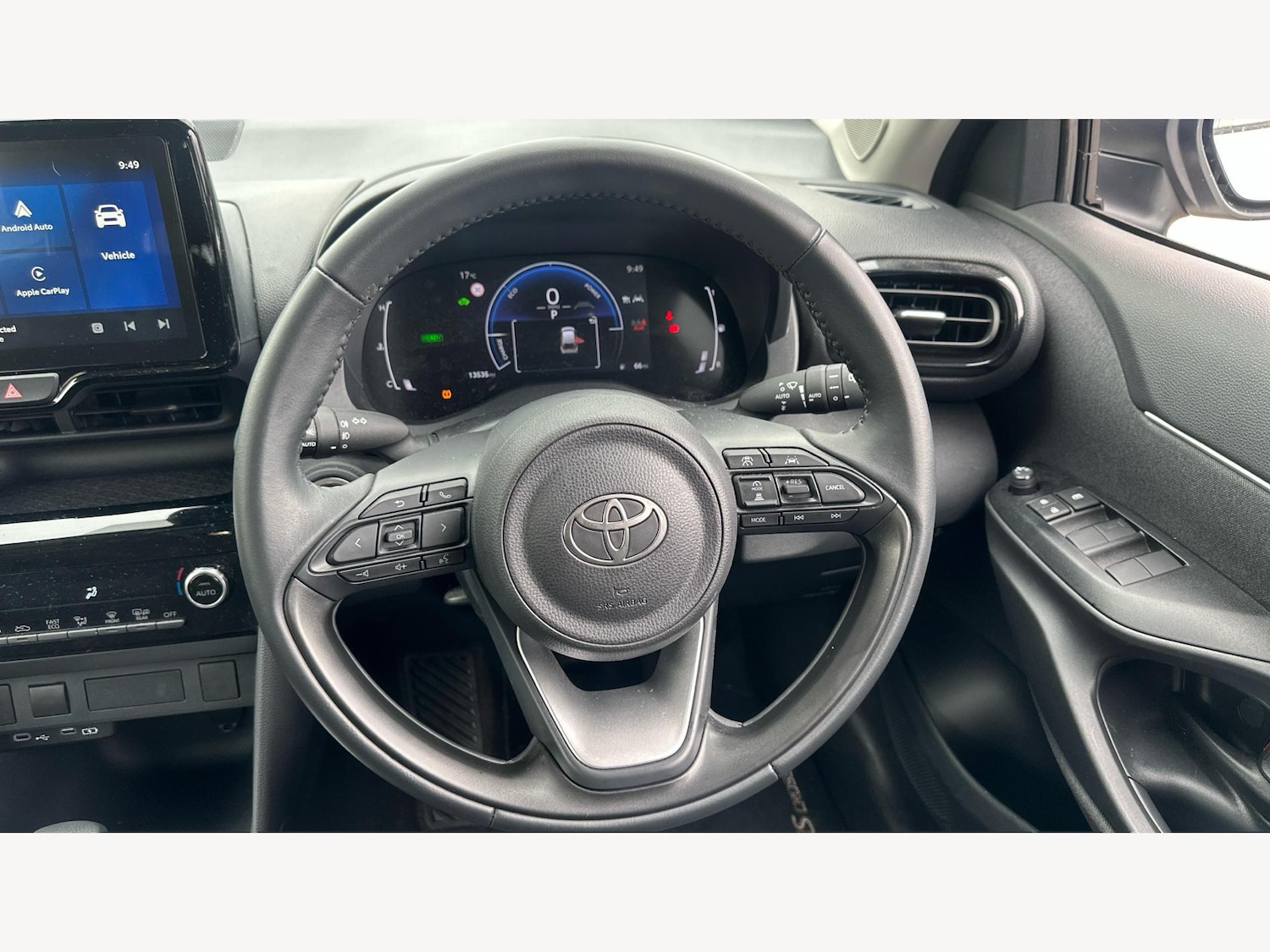 Used Toyota Yaris Cross for sale - 77242847: Photo 10
