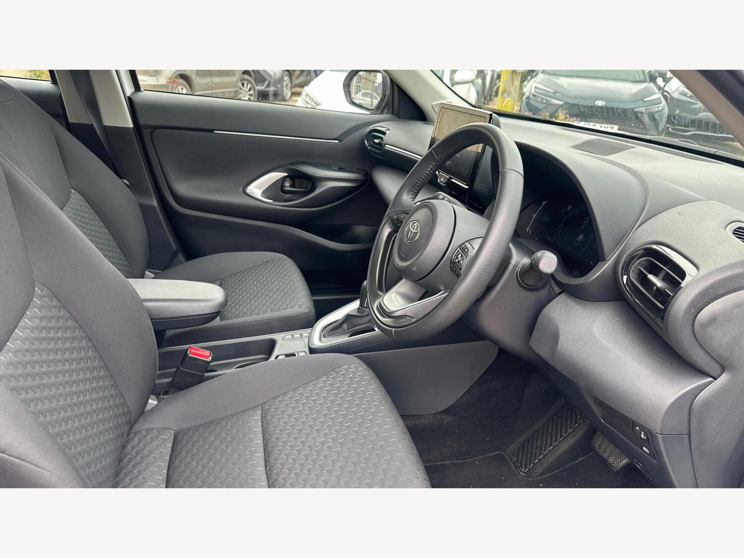 Used Toyota Yaris Cross for sale - 77242847: Photo 13
