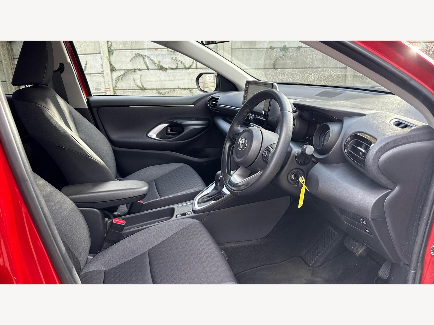 Used Toyota Yaris 2023 for sale - 76440794: Photo 13