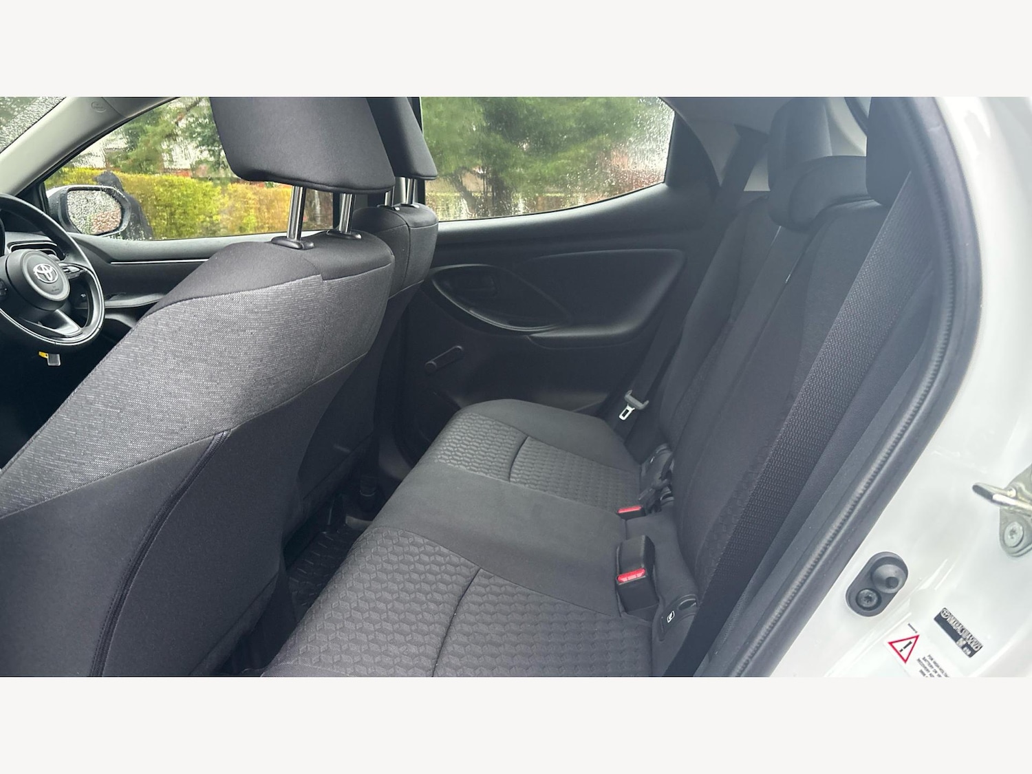 Used Toyota Yaris 2023 for sale - 77400809: Photo 15