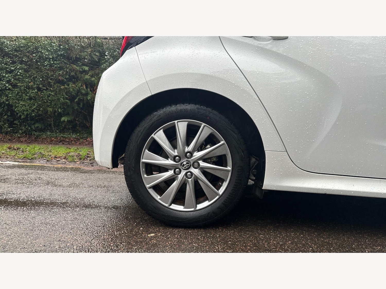 Used Toyota Yaris 2023 for sale - 77400809: Photo 20