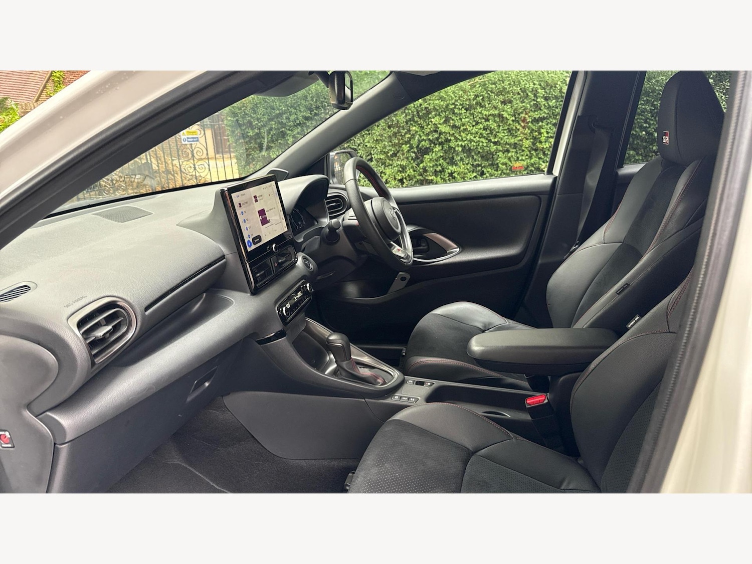 Used Toyota Yaris 2024 for sale - 77143506: Photo 12