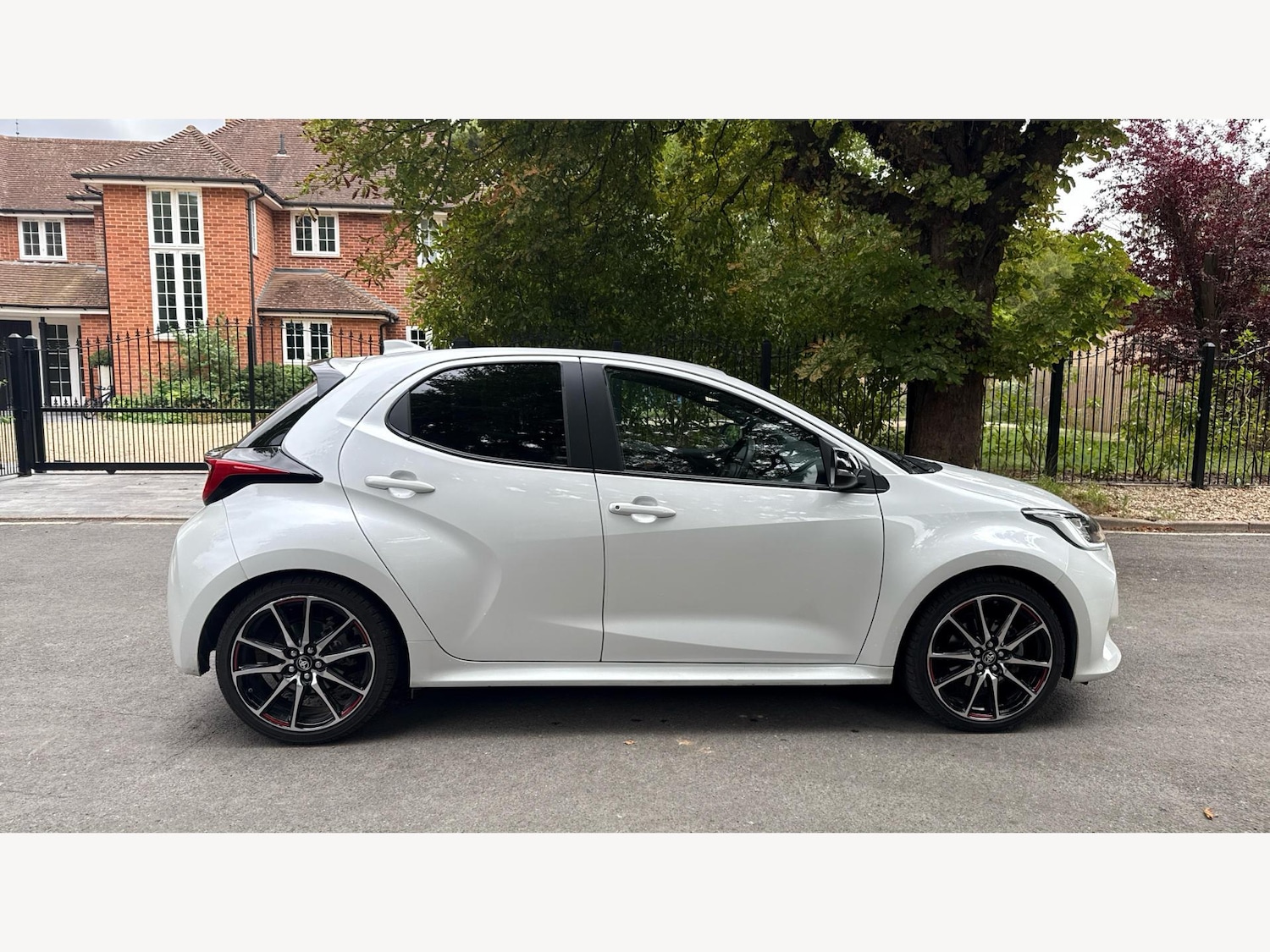 Used Toyota Yaris 2024 for sale - 77143506: Photo 18