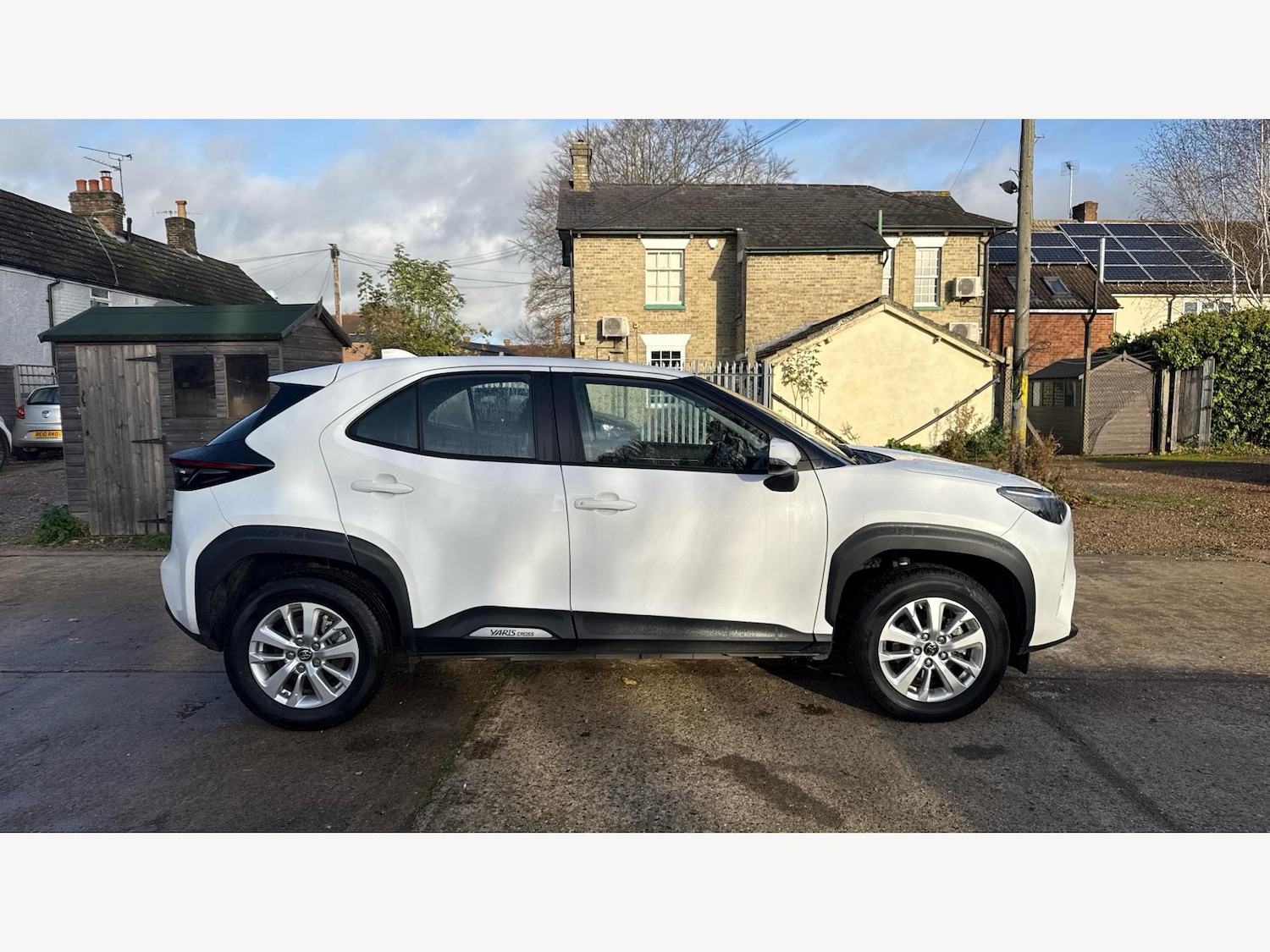 Used Toyota Yaris Cross 2024 for sale - 76607533: Photo 18