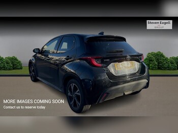 Used Toyota Yaris 2024 for sale - 77957618: Photo