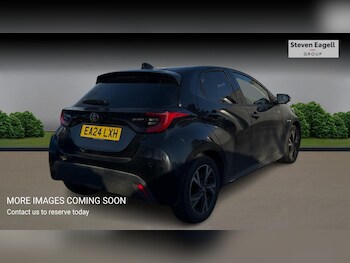 Used Toyota Yaris 2024 for sale - 77957618: Photo