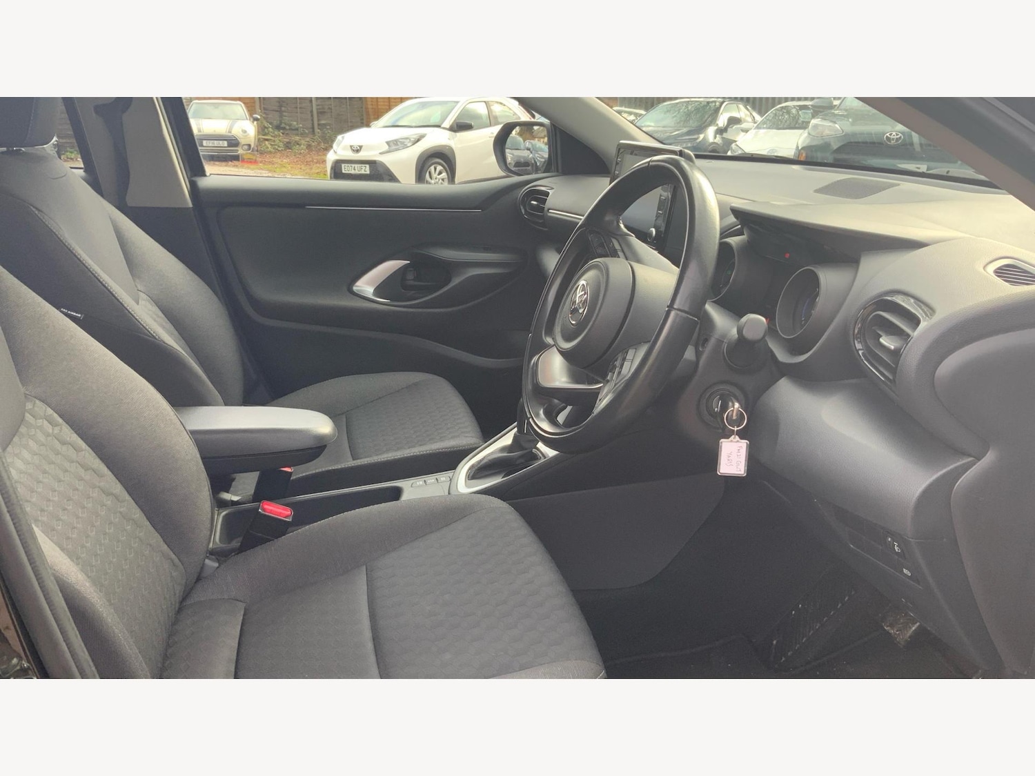 Used Toyota Yaris 2021 for sale - 77400433: Photo 13