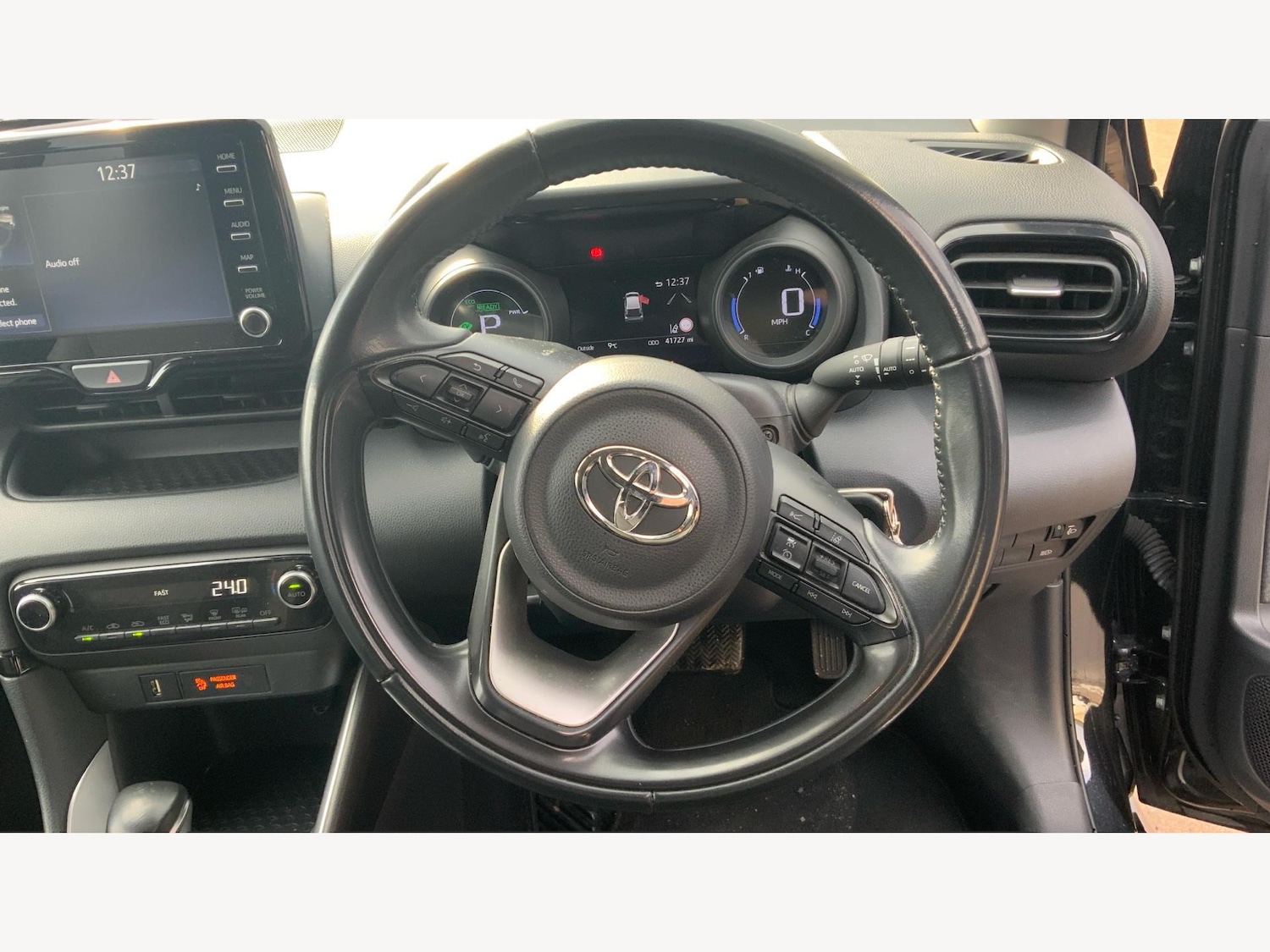 Used Toyota Yaris 2021 for sale - 77400433: Photo 8
