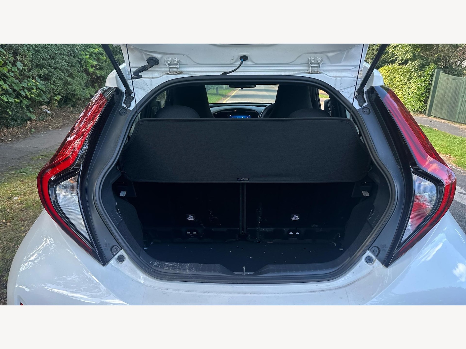 Used Toyota Aygo X 2024 for sale - 76538682: Photo 16