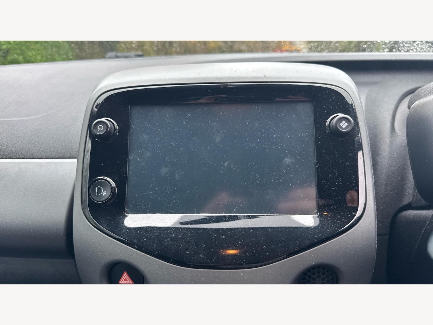 Used Toyota AYGO 2019 for sale - 76742310: Photo 9