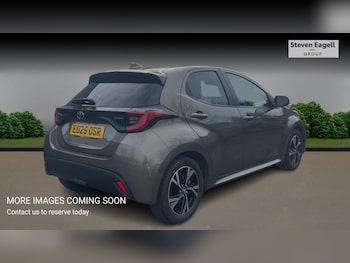 Used Toyota Yaris 2025 for sale - 77909357: Photo