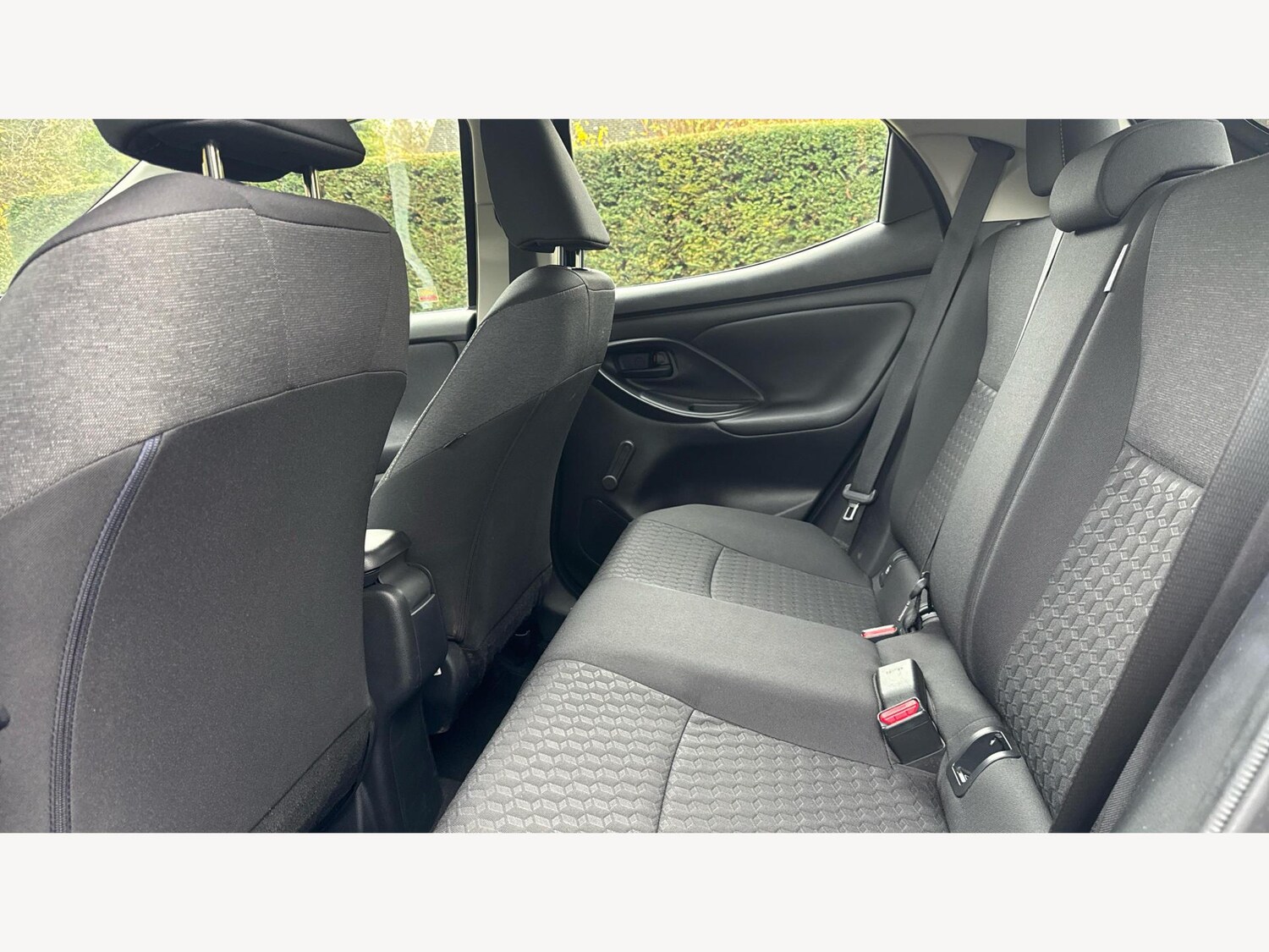 Used Toyota Yaris 2022 for sale - 76513323: Photo 15