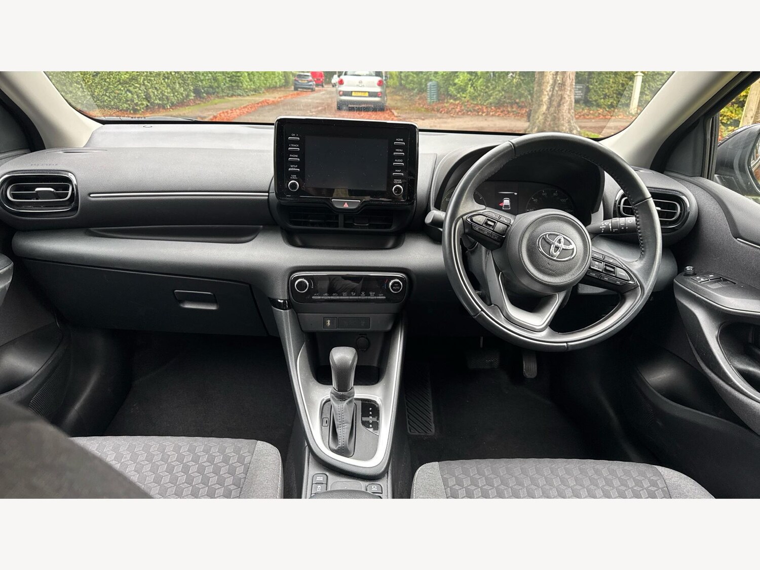 Used Toyota Yaris 2022 for sale - 76513323: Photo 7