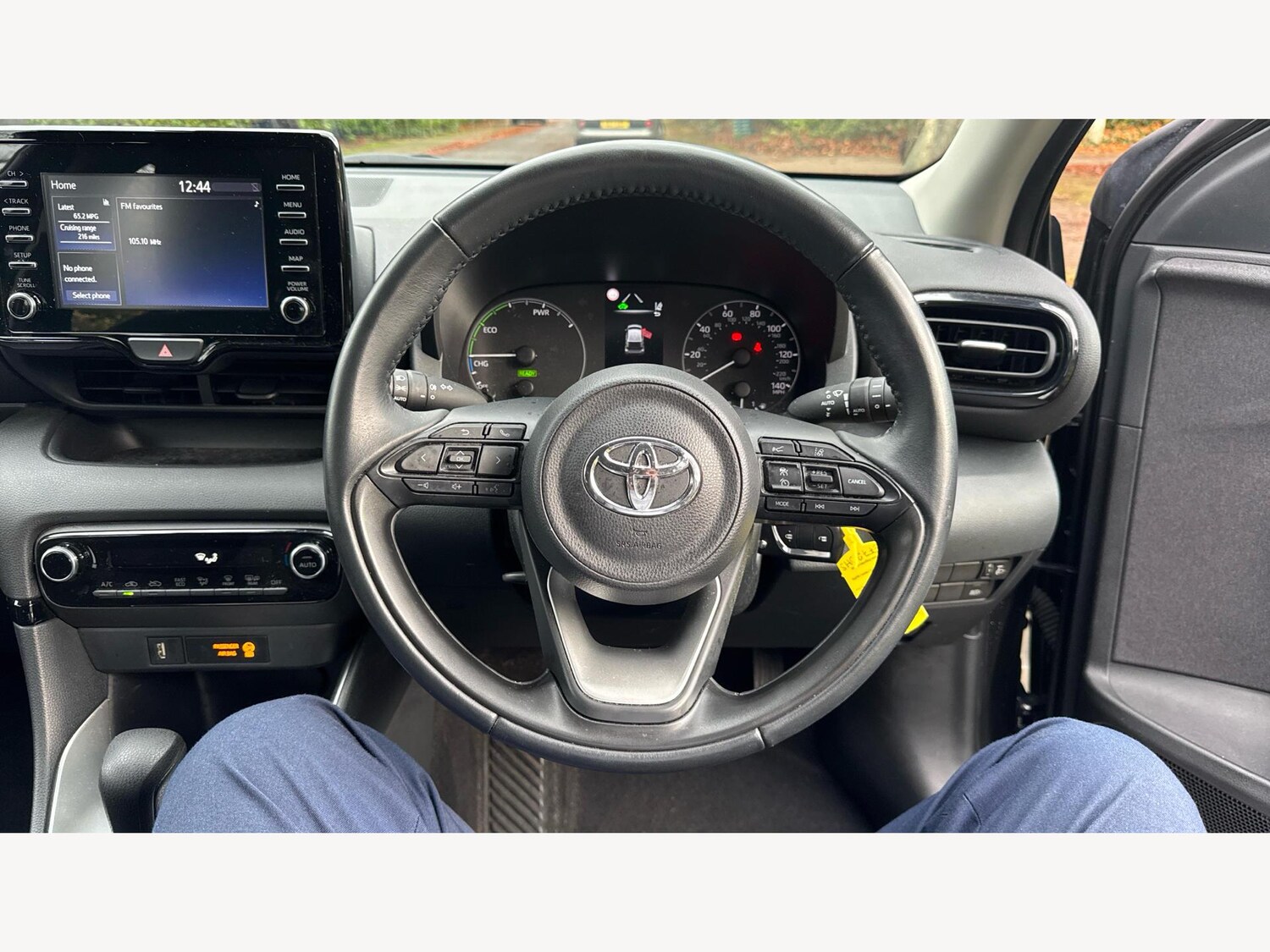 Used Toyota Yaris 2022 for sale - 76513323: Photo 8