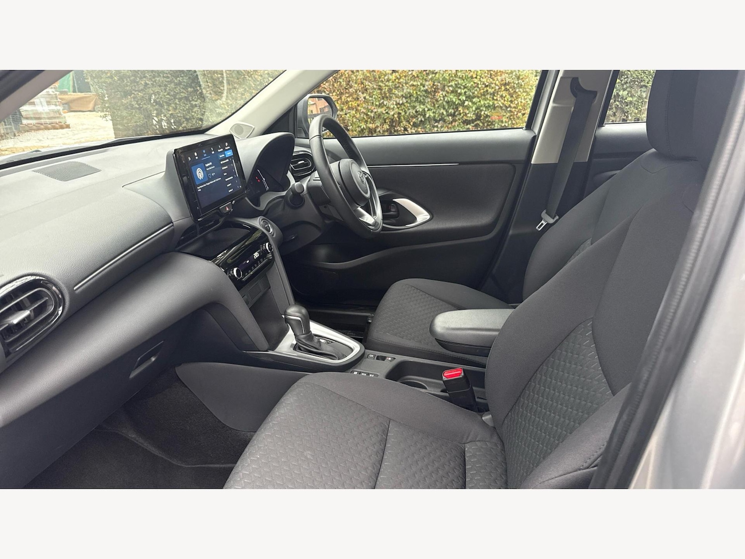 Used Toyota Yaris Cross 2025 for sale - 77144459: Photo 12