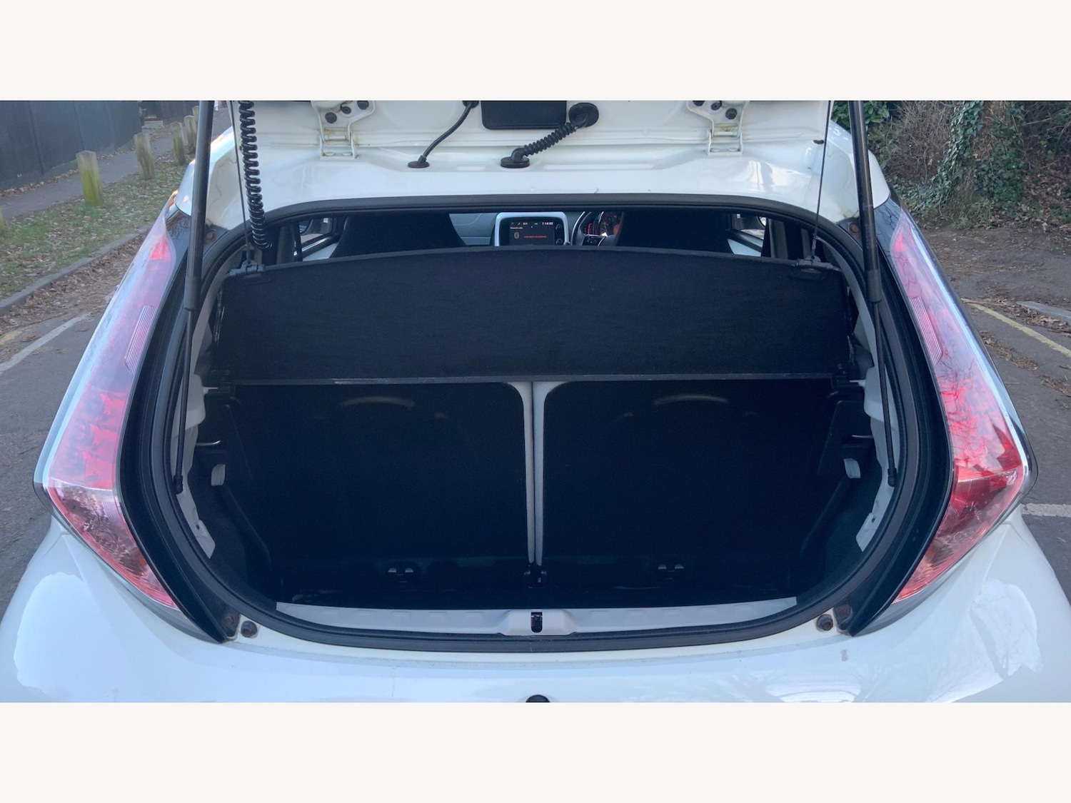 Used Toyota AYGO 2016 for sale - 77143437: Photo 16