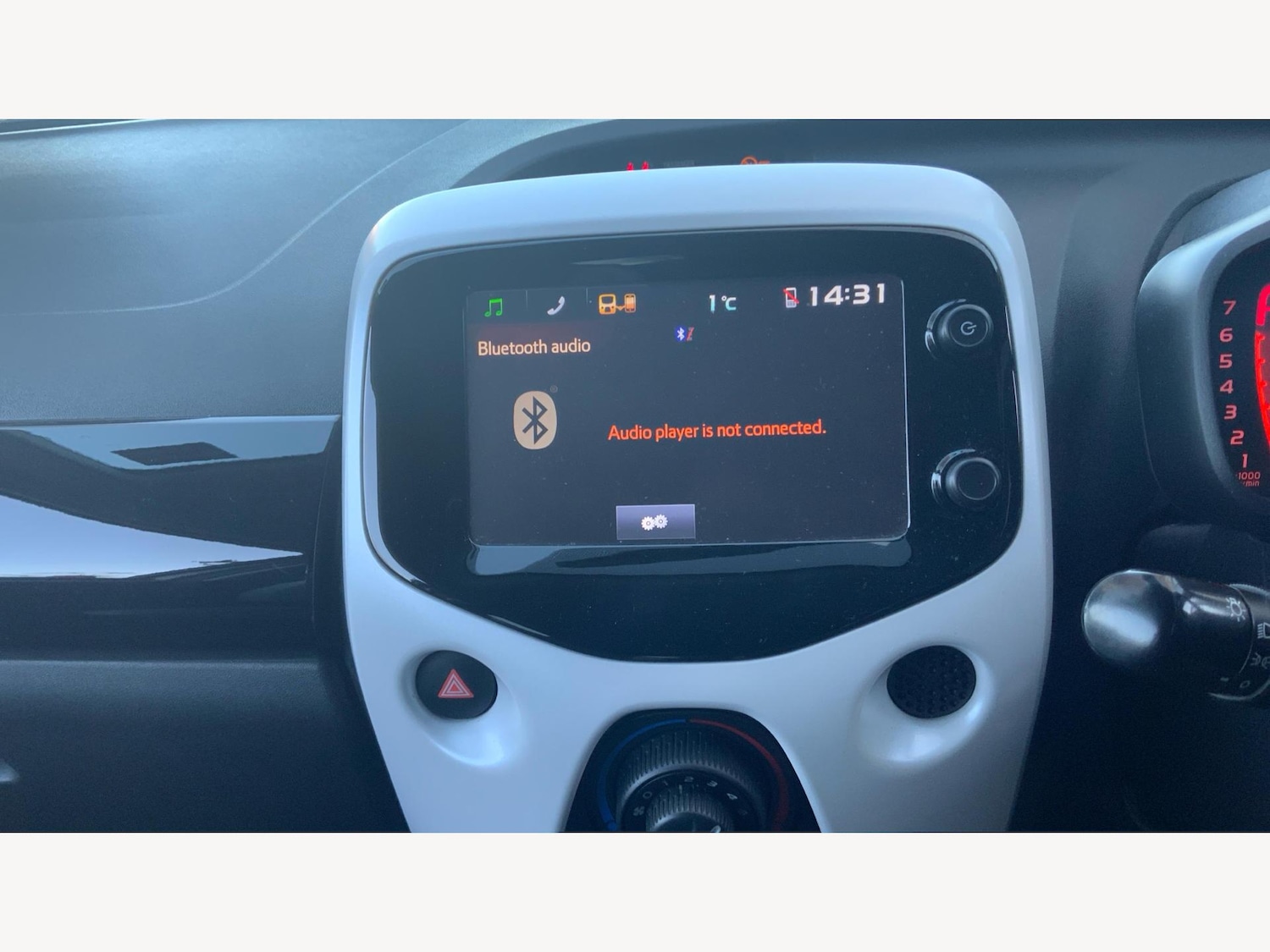 Used Toyota AYGO 2016 for sale - 77143437: Photo 9