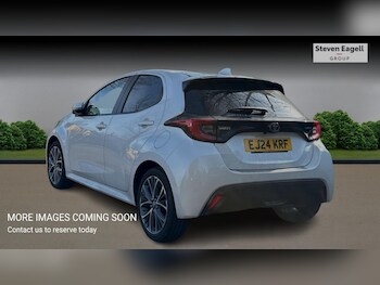 Used Toyota Yaris 2024 for sale - 77823972: Photo