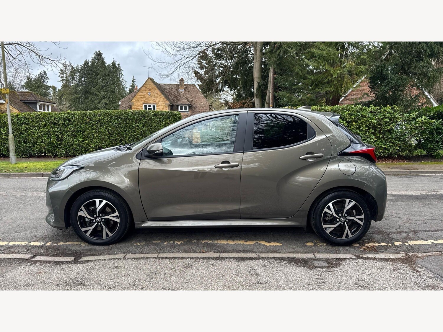 Used Toyota Yaris 2024 for sale - 77783099: Photo 19