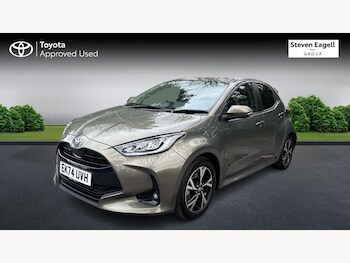 Used Toyota Yaris 2024 for sale - 77783099: Photo