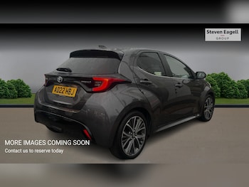 Used Toyota Yaris 2022 for sale - 76398453: Photo