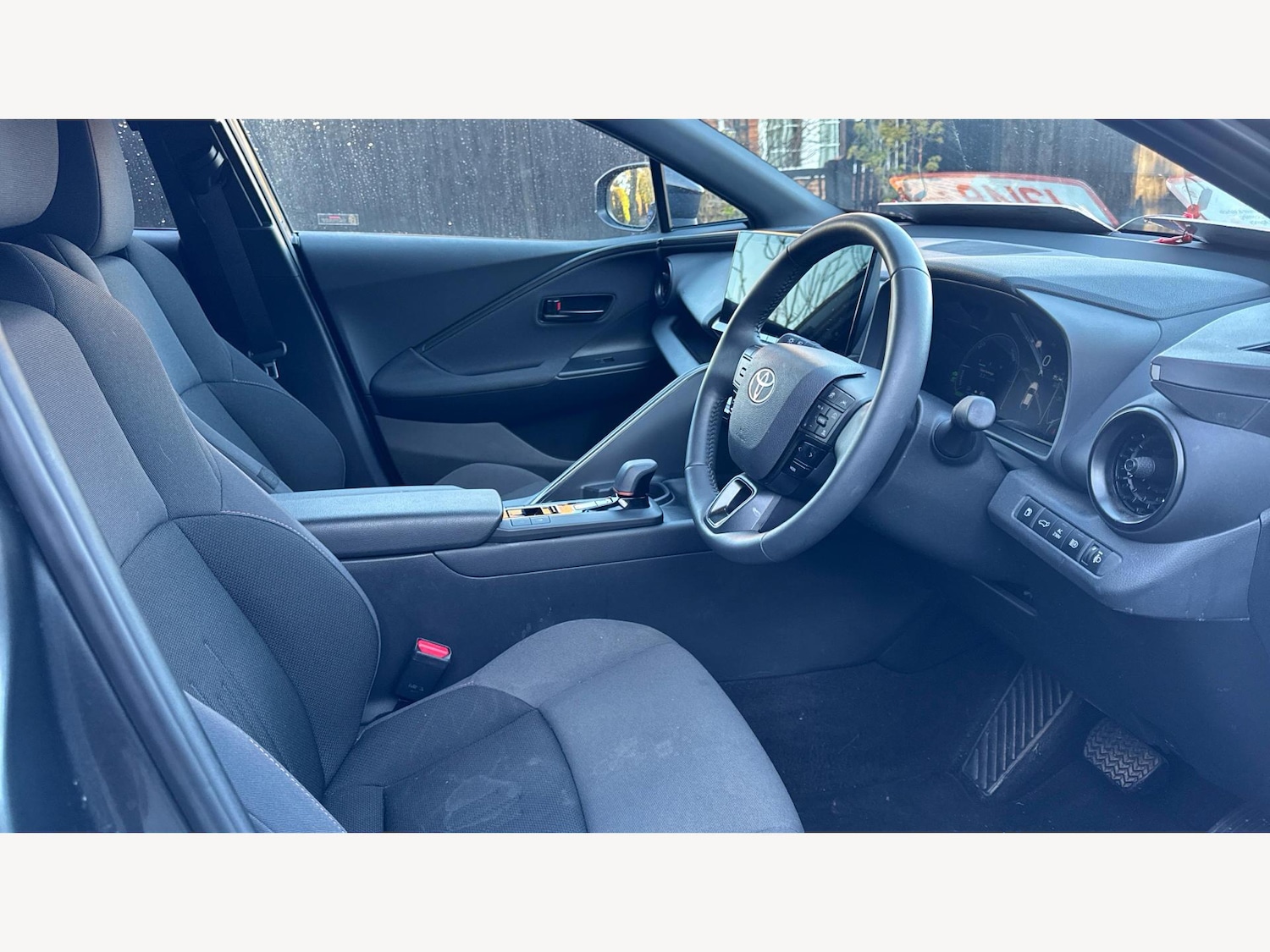 Used Toyota C-HR 2024 for sale - 77101980: Photo 13