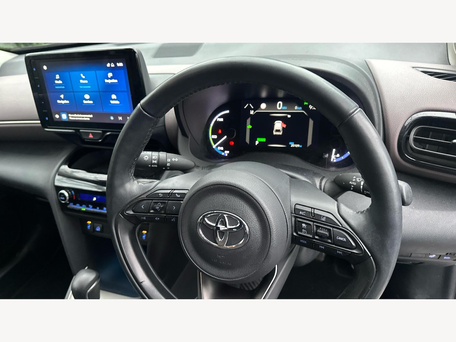 Used Toyota Yaris Cross 2023 for sale - 77510665: Photo 10