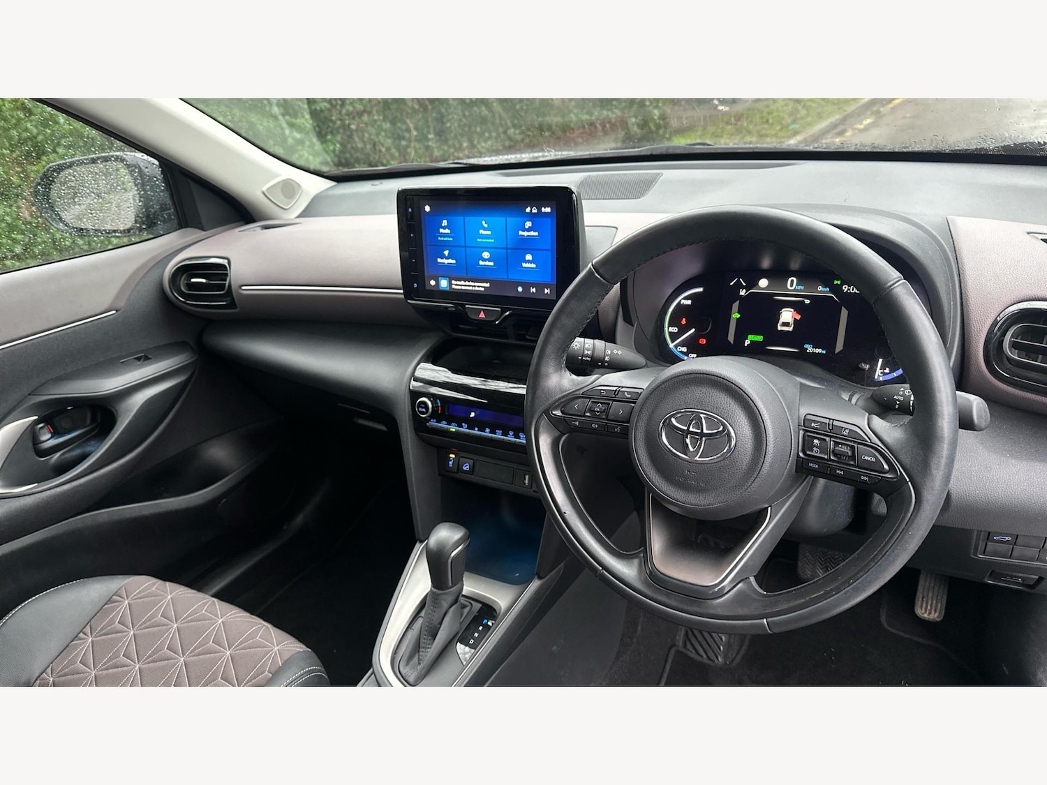 Used Toyota Yaris Cross 2023 for sale - 77510665: Photo 7